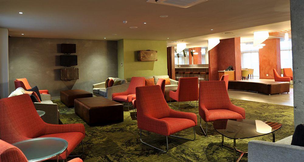 Hotel Garden Court Victoria Junction