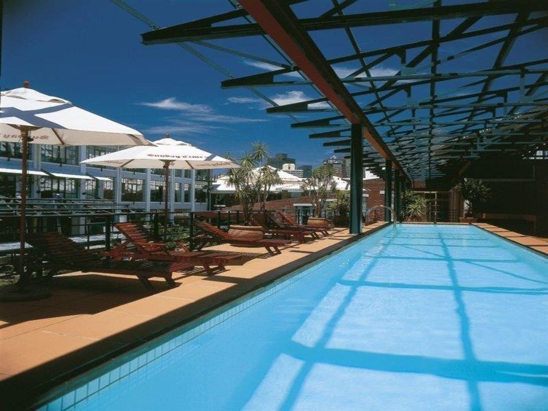 Hotel Garden Court Victoria Junction 4*