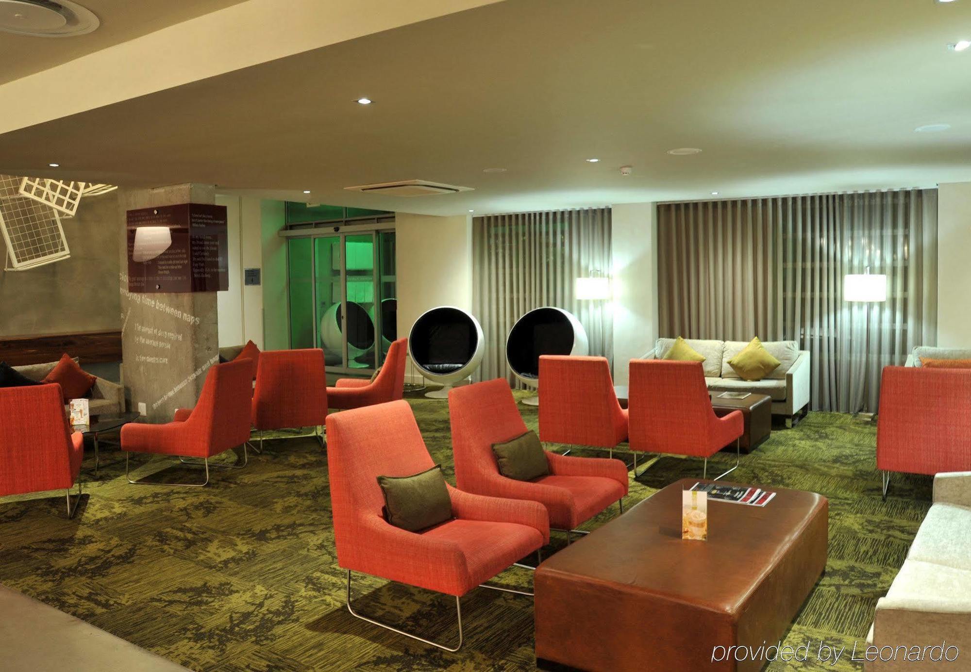 Hotel Garden Court Victoria Junction 4*