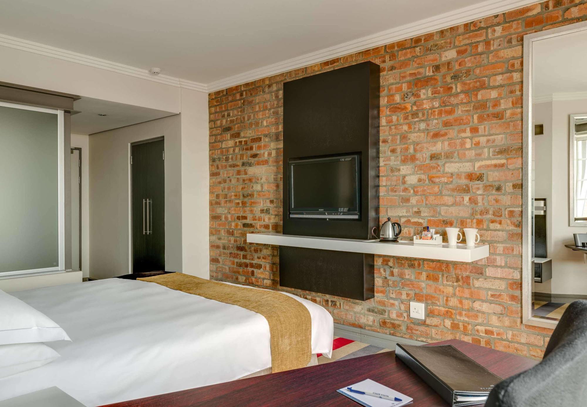 Garden Court Victoria Junction 4* Kapstadt
